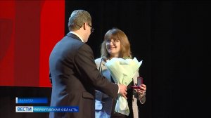 Губернатор Георгий Филимонов поздравил и наградил вологодских студентов и педагогов системы СПО