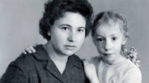 Редкие детские фото советских актеров со своими родителями. Часть 9