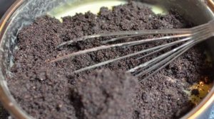 Маковый рулет из слоеного теста