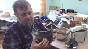 Последнее эхо ушедших традиций - серый котел из раскопа по улице Ленинградская, 58