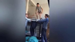 Смех до слёз.