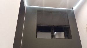 Горизонтальные жалюзи Coulisse 50 мм.  деревянные ламели, управление электроприводом с аккумулятором