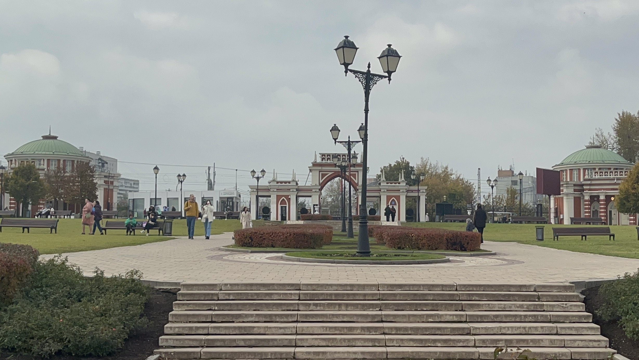 Царицыно-Центральный вход_08-10-2025 смотреть онлайн