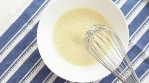 Легкие сосиски в дрожжевом тесте