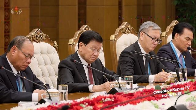 Ким Чен Ын провёл переговоры с президентом Лаоса