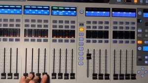 ОДНОГО BEHRINGER WING НЕ ХВАТИЛО. ИДЁМ В ЭФИР С ДВУХ ПУЛЬТОВ. СВЯЗКА ПО AES50.