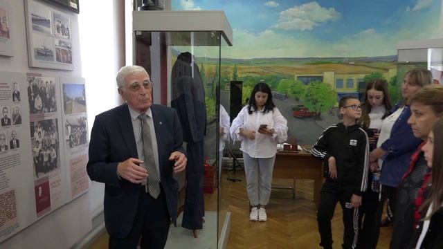 Семьи участников СВО посетили мемориальный музей Х. Андрухаева смотреть онлайн