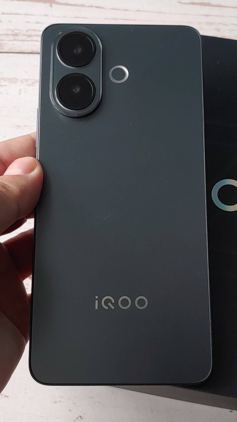 IQOO Z10R 5G 8256Gb Antutu Test