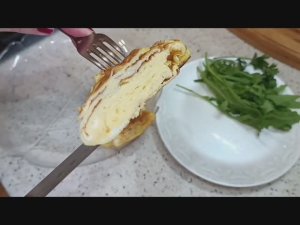 Рулет с креветками и печёные помидоры. Воскресный завтрак.