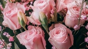 С днем рождения, желаю радости и любви