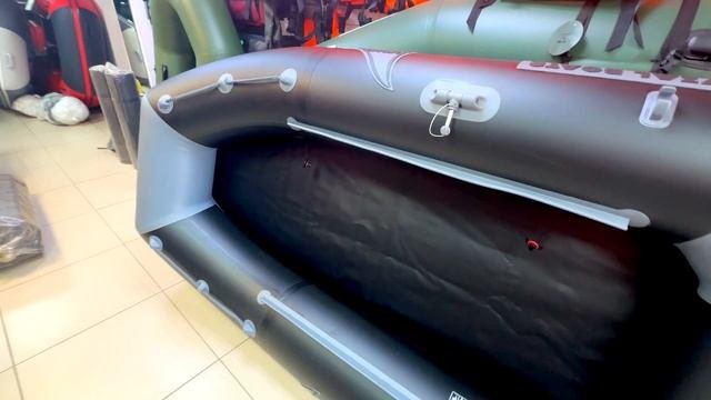 Отличный вариант для подарка! Надувная лодка Гавиал 240 с транецем и сланью.