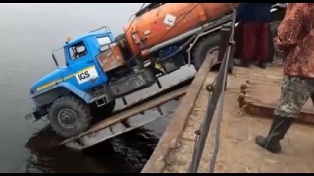 солдаты бездорожья ..Удачи вам трудяги севера!!! Всех благ мужики!