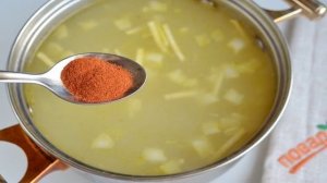 Нежный рисовый суп с курицей и шпинатом