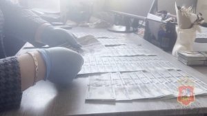 Полицейские в Подольске задержали курьера телефонных мошенников, похитивших 62 млн рублей