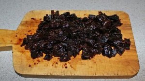 Морковь, тушенная с черносливом