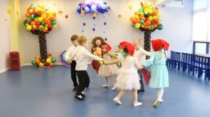 💃Танец Ягодка малинка (Средняя группа) / Детский сад