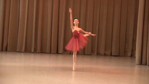 Виктория Павлова ＂Танец Редисочки из балета Хачатурян