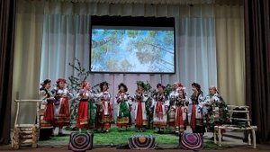 "Духов день" детские фольклорные ансамбли выездного класса ДШИ в с. Афанасьевка "Сорока", "Вереюшка"