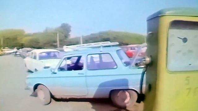 1987 год. Тюмень. Нет бензина на заправке у 