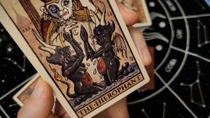 Триумфы Луны  Патрика Валенсы галерея и значения старших арканов.