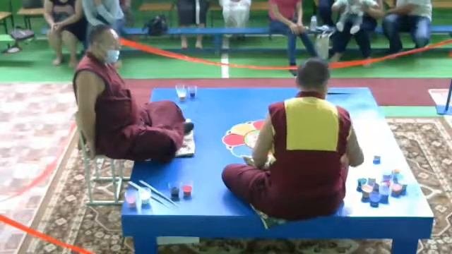 Мандала Зеленой Тары построеная в Улан-Холе(8-12 июня 2016) 08.06.2016 часть 4