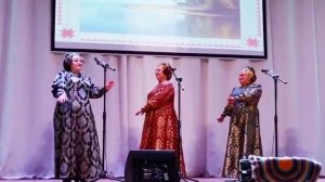 "Туманы" трио "Светлица"