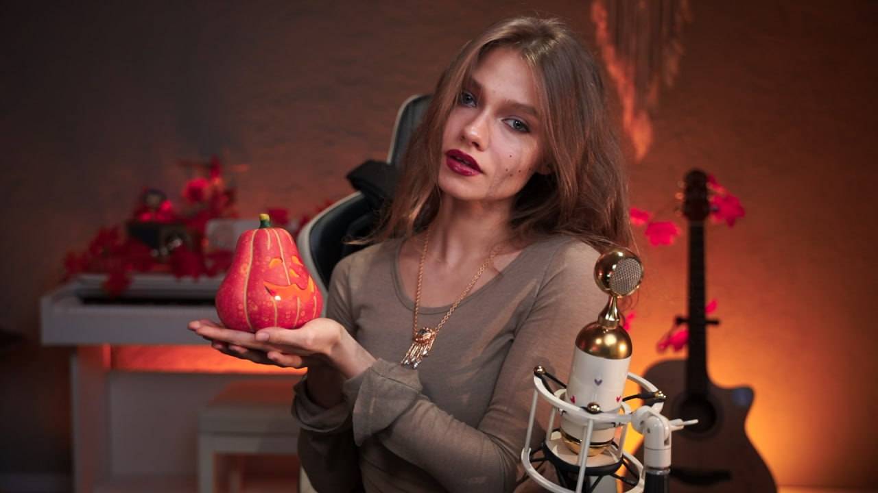 Эфир от 08.10.2025 (Twitch) Празднуем день Квашеной капусты!🔥