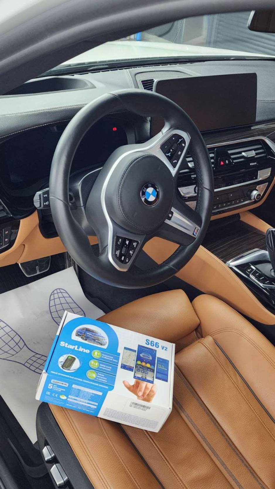 BMW 5 G30 - установили охранный комплекс с автозапуском и управлением с телефона StarLine S66