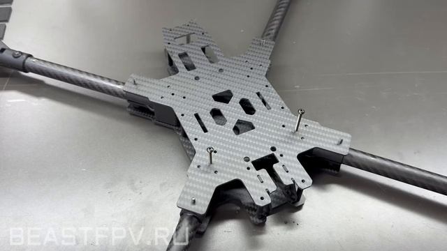 Как собрать усиленную карбоновую раму для FPV дрона?  Собираем воздушный грузовик!