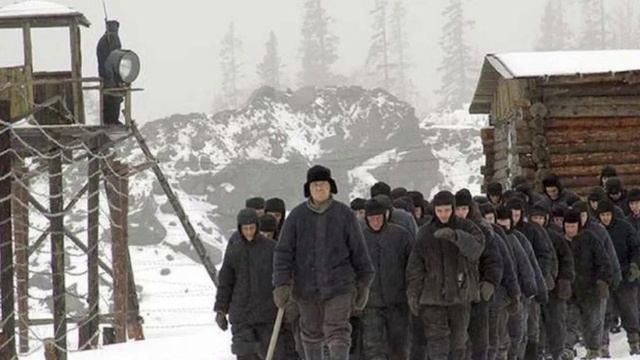 По тундре по железной дороге