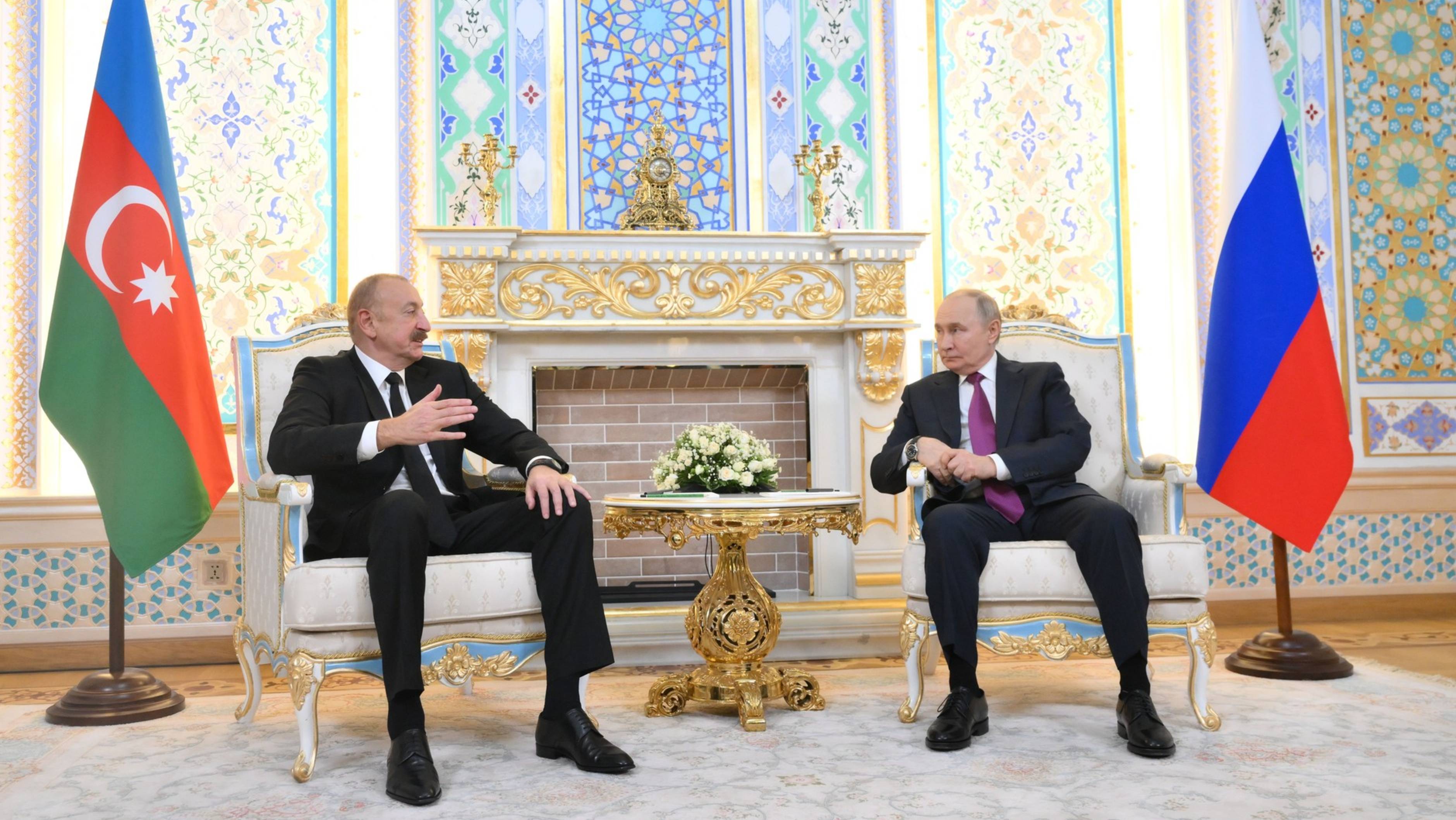 Владимир Путин с Президентом Азербайджанской Республики Ильхамом Алиевым, Душанбе, 9 октября 2025