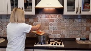 БОРЩ УКРАИНСКИЙ С САЛОМ И ЧЕСНОКОМ!