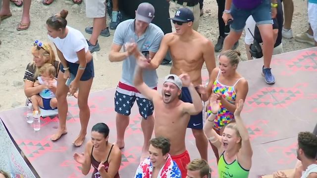 Жесткие прыжки в воду с МОСТА  с 27 метров!!!