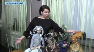 Ведущий инженер каскада Вилюйских ГЭС мастерит сказочные куклы
