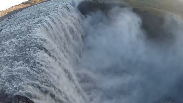 BESTIA Waterfalls 2025