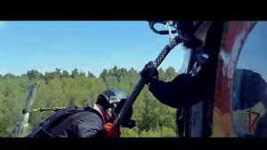 Отработка беспарашютной высадки с вертолета бойцами СОБРа