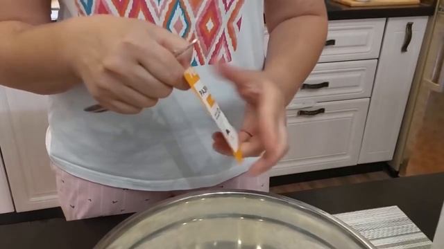 Готовим с Алексеем пирог со смородиной. смотреть онлайн