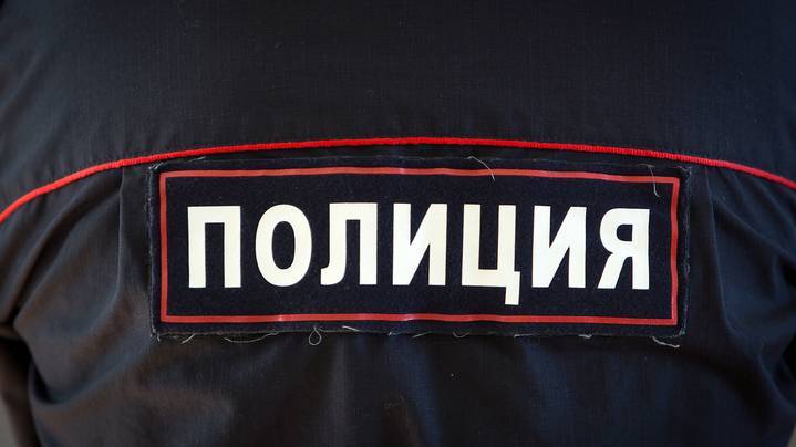В Петербурге полиция проверяет факт избиения иностранных студенток в кафе