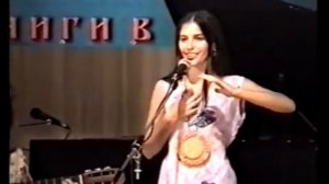 Азента Анзарова с песней "Анастасия"