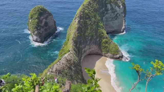НУСА ПЕНИДА В 2024 РАЙСКИЙ ОСТРОВ ЕДЕМ СВОИМ ХОДОМ.ПОПУЛЯРНЫЕ ЛОКАЦИИ.DIAMOND BEACH,KELINGKING BEACH