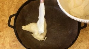 Нежный яблочный пирог без яиц