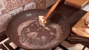 МЯСО ПО- ФРАНЦУЗСКИ! У КАЖДОГО СВОЙ РЕЦЕПТ!!!