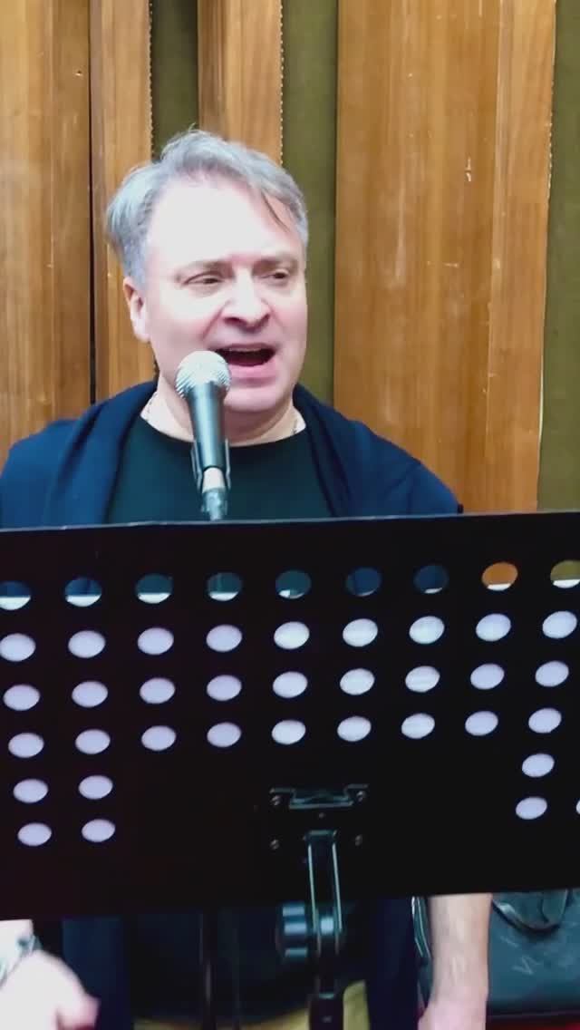 Давай попробуем вернуть • Александр Добронравов & Аркадий Хоралов | Три аккорда #добронравов смотреть онлайн