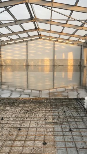 Топпинговый промышленный бетонный пол для хранения яблок Новониколаевский район Волгоградская обл