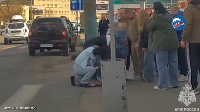 Герой рядом: сотрудник МЧС спас двухлетнюю девочку, подавившуюся леденцом
