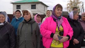 Обращение митрополита ЛЕОНТИЯ к жителям с. Петино после освящения поклонного креста