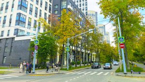 Walking in YEkaterinburg. Улицы Уралмаша осенью |4K| (September 21, 2025)