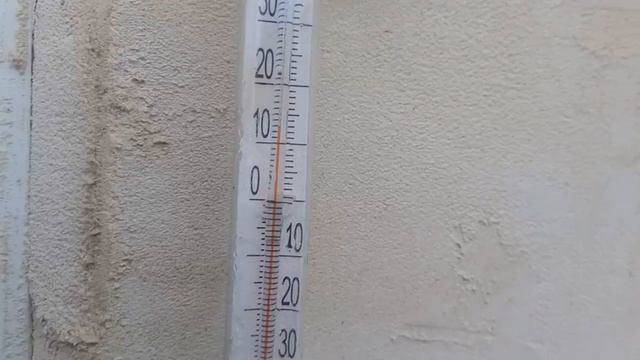 Утепляю Юлину комнату.
