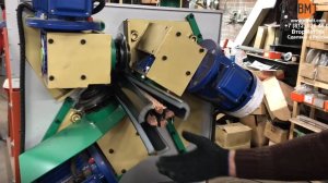 Трехножевые станки для разделки кабеля.