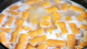 Ньокки из сладкого картофеля с сырным соусом